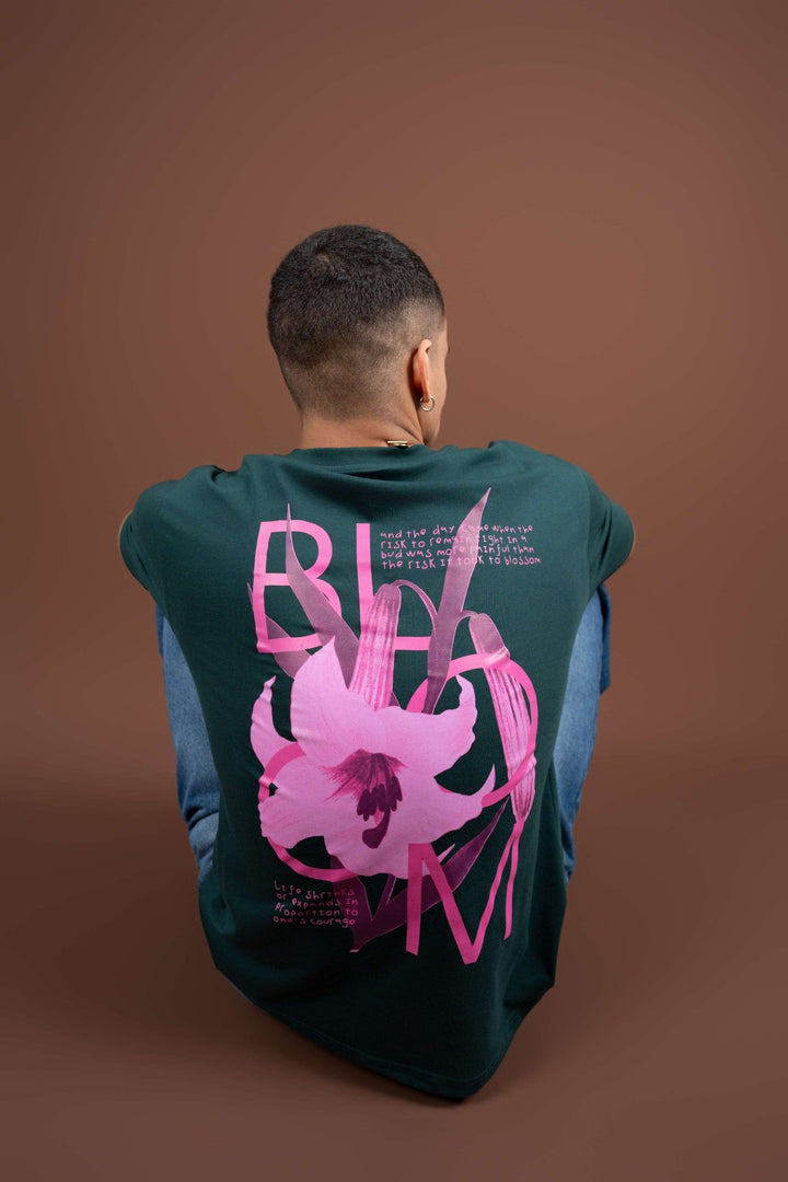 Bloom Printed Oversized Tee –Dark Green - Gimaq - The magic shuffle!